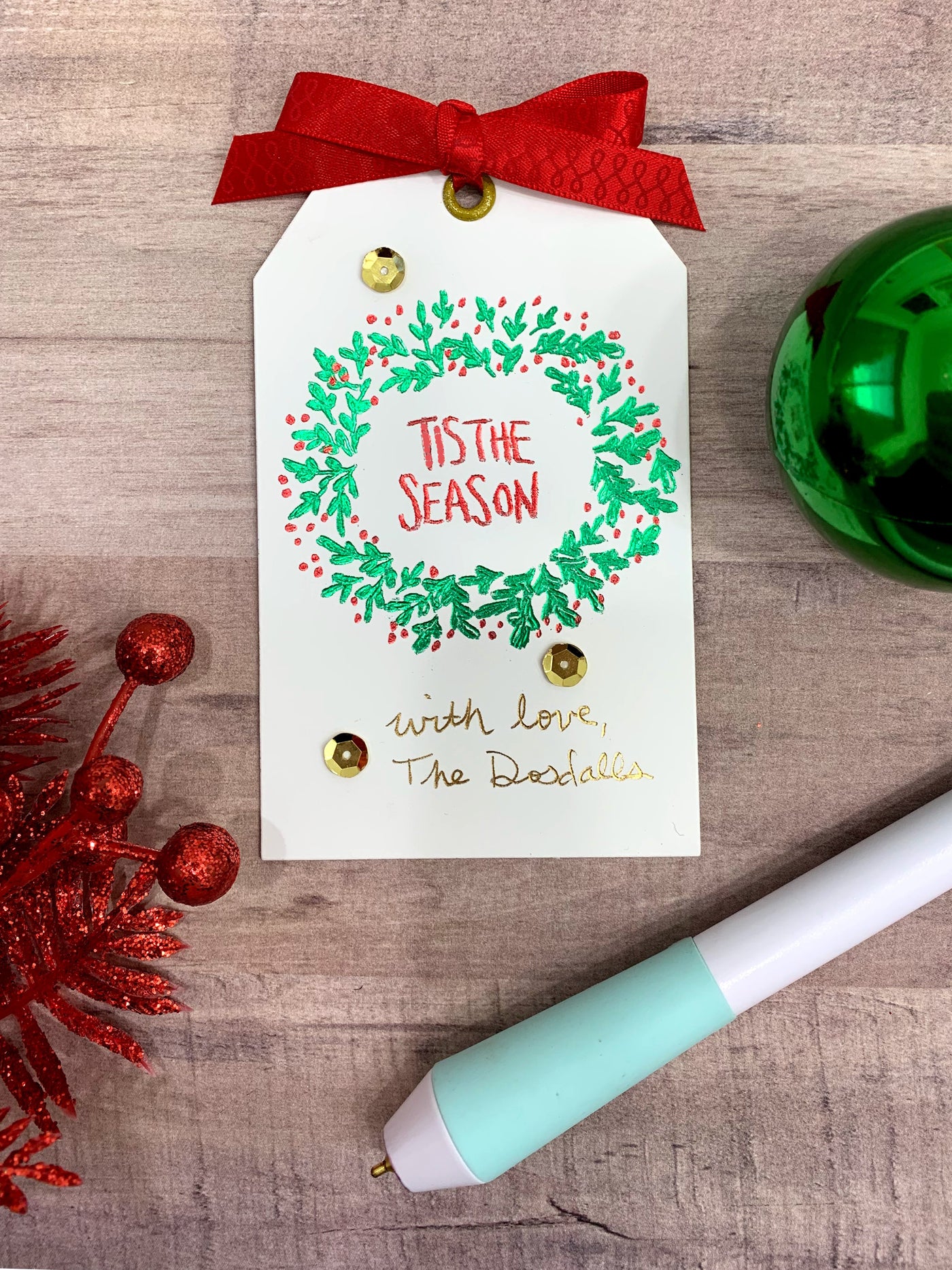 DIY Foiled Holiday Gift Tag Made with Foil Quill Freestyle Pen