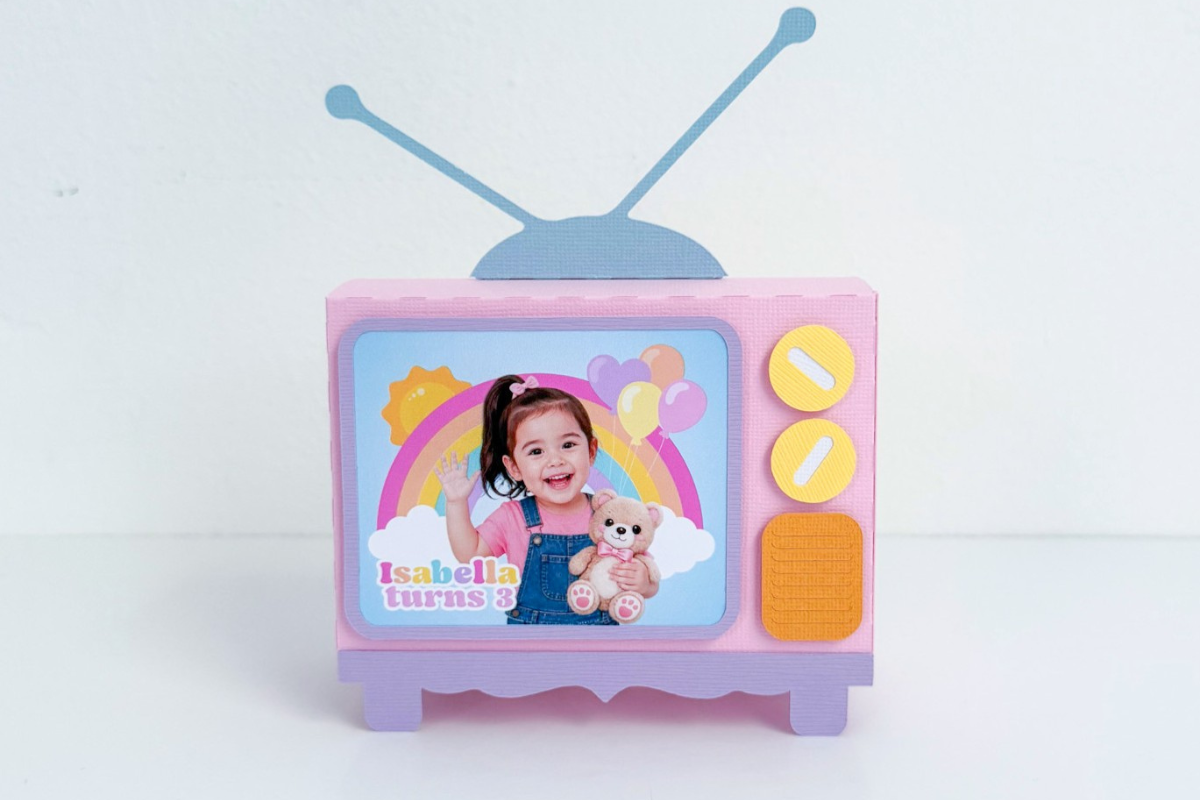 DIY Retro TV Favor Box
