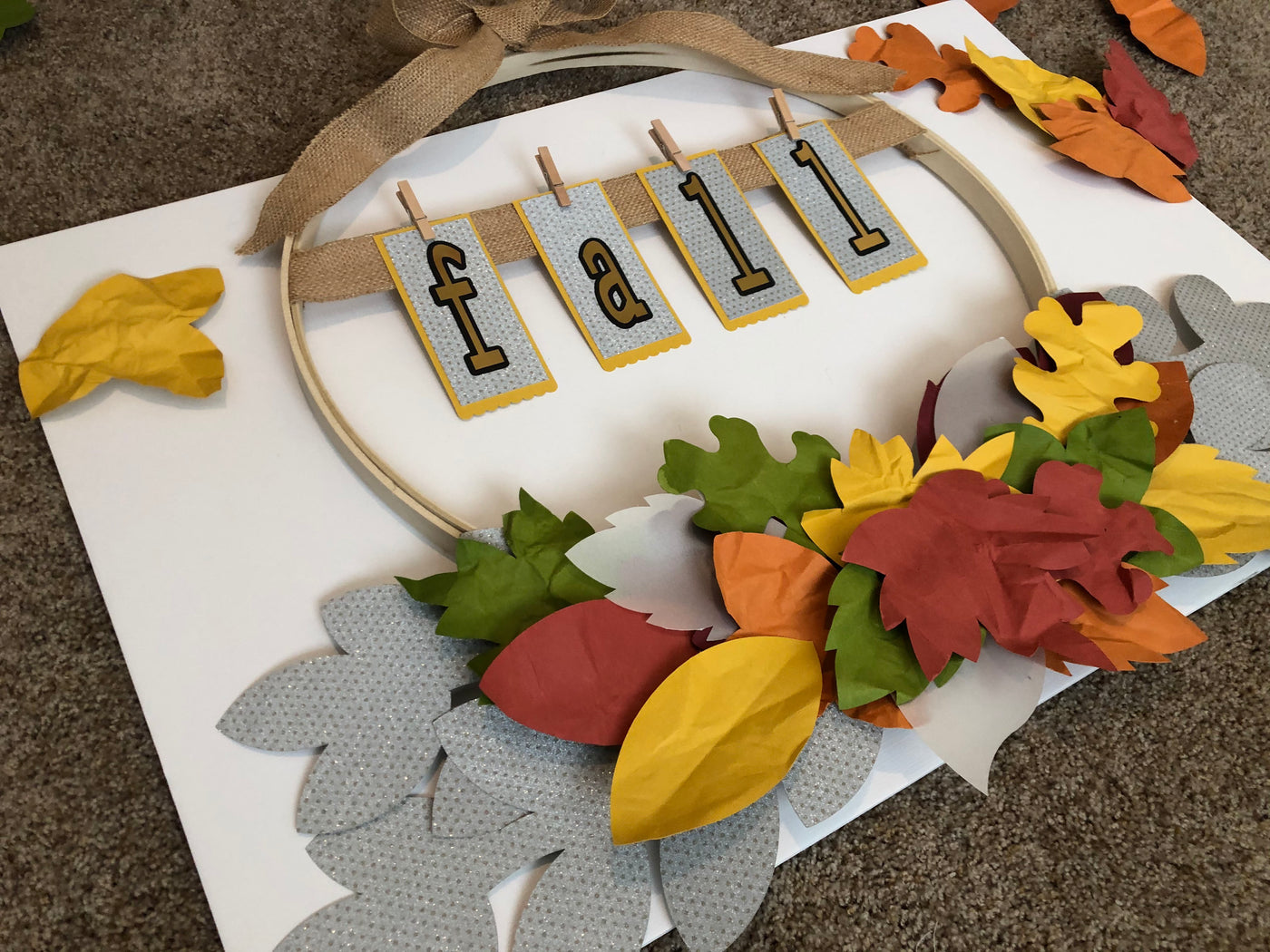 Embroidery Hoop Fall Wreath Tutorial