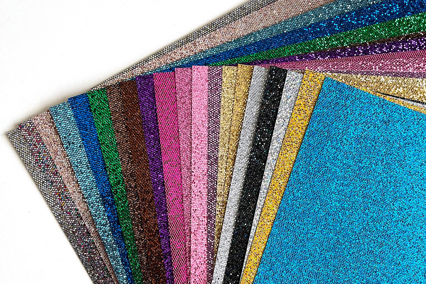 BEST GLITTER CARDSTOCK FOR CRICUT CUTTING