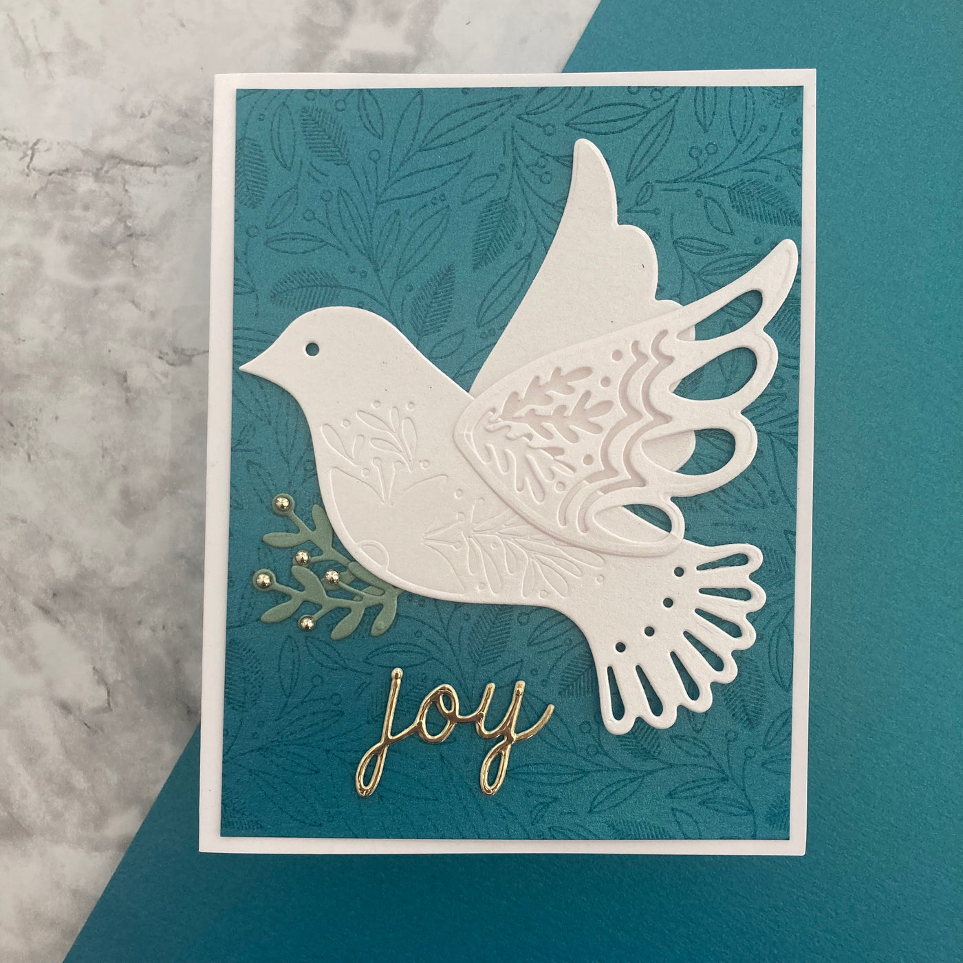 Handmade Christmas card featuring Encore Dazzle in Caribbean Chrome.