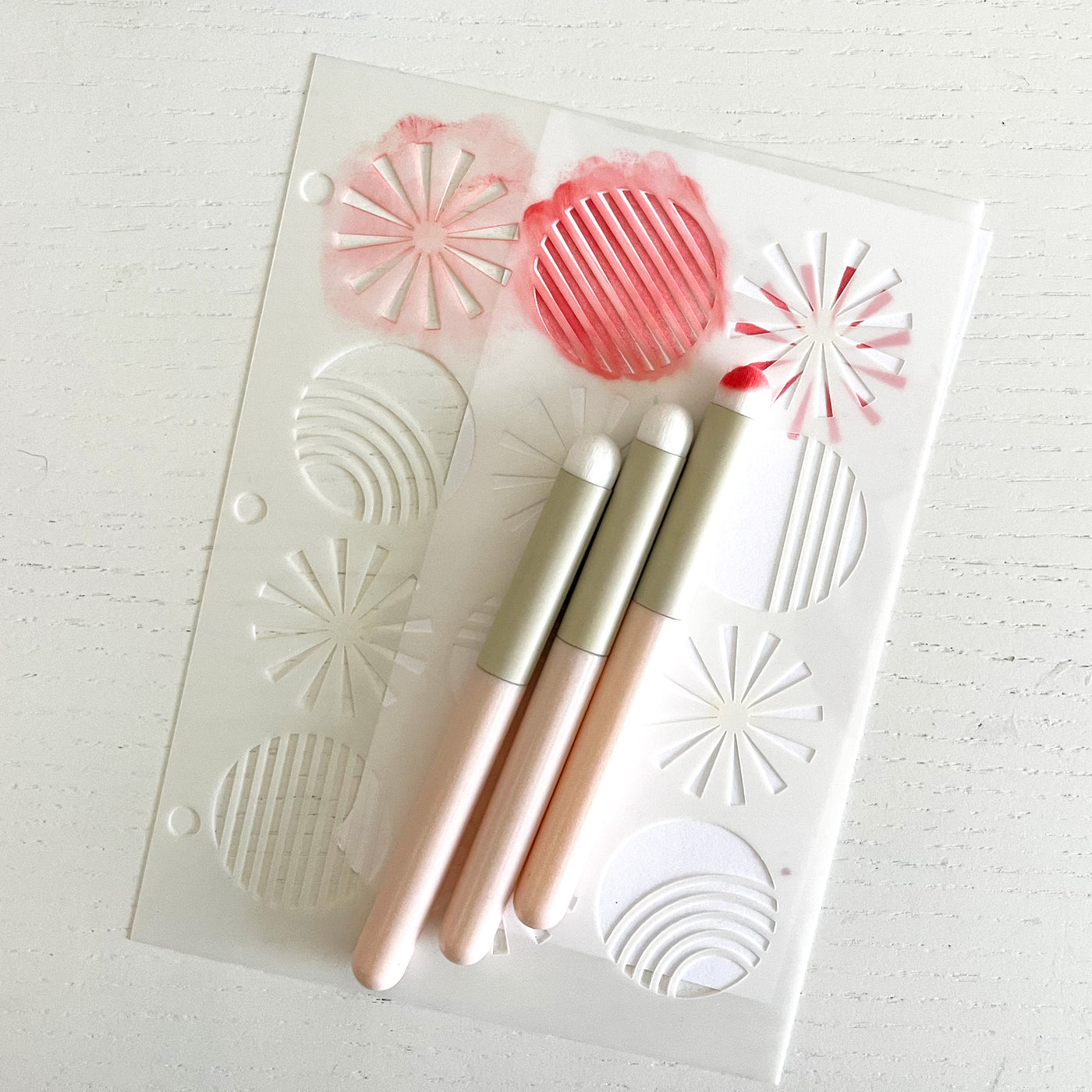 cardstock inking tool - round bristle brush inking tool and ink blending tool