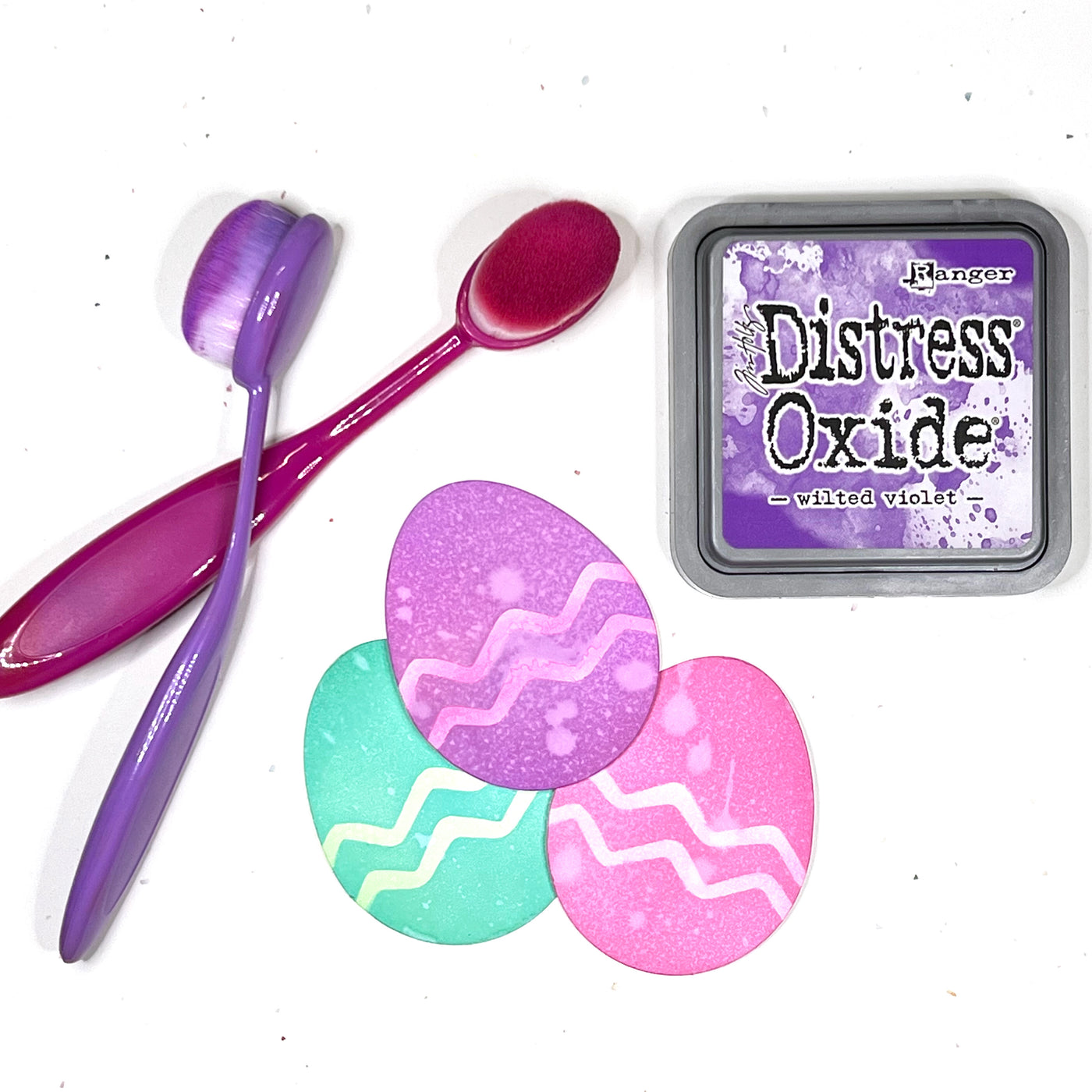 Wilted Violet Tim Holtz Distress Ink Pad: How to use water and Distress Oxide Ink