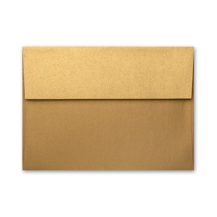 ANTIQUE GOLD Stardream Envelope: A golden envelope with a standard square flap and a metallic finish.